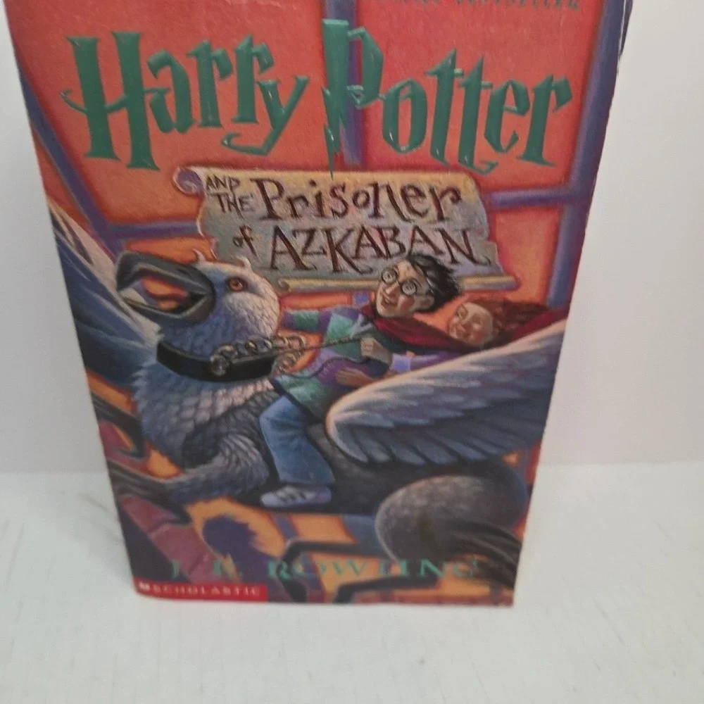 Harry Potter And The Prisoner Of Azkaban - Paperback By J.K. Rowling - VERY GOOD